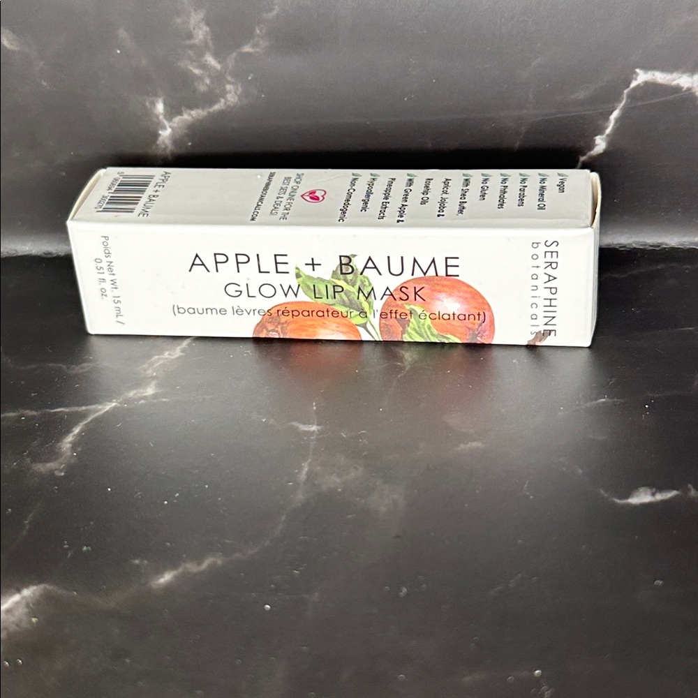 Lip mask